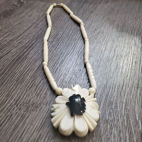 Handcarved Necklace - Picture 3 of 5